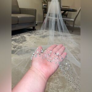 Bridal Veil with swarowski crystal (long)
